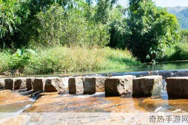 两峰夹小溪地湿又无泥诗意解析-两峰夹溪，湿润无泥的诗意景致