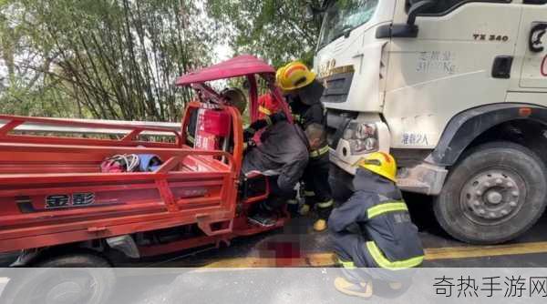 公交车一晃一晃撞进了水消防[公交车失控，一头撞入水中，消防紧急救援！]